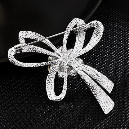 Crystal Buckle Butterfly Knot Brooch