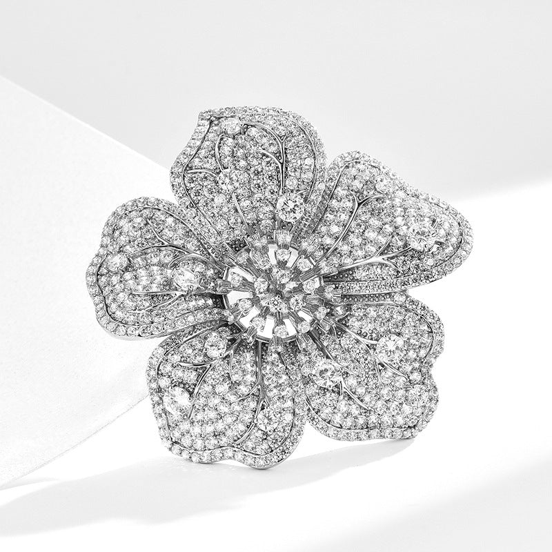 Full Zircon Flourishing Classic Exquisite Brooch