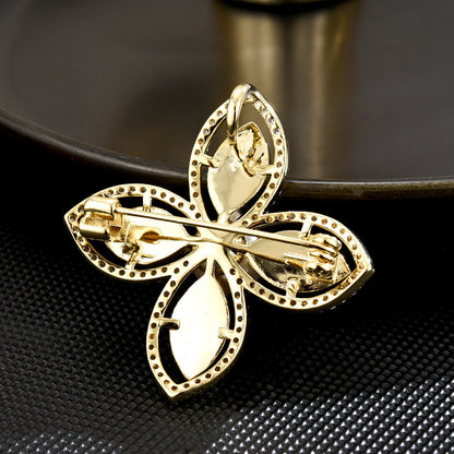 Mother-of-pearl Four-leaf Clover Freshwater Pearl Brooch