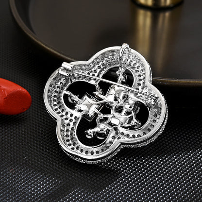 Classic Crystal Hollow Four-leaf Clover Brooch