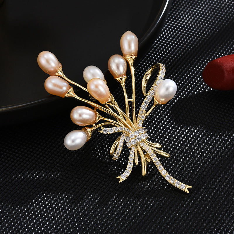 Freshwater Pearl Balloon Brooch