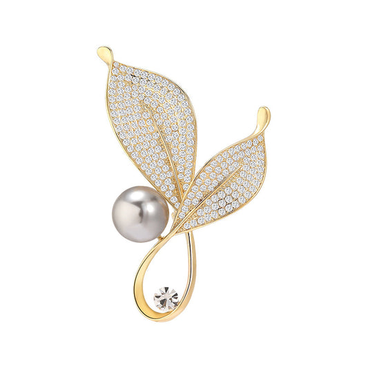 Gray Pearl Full Zircon Gold Leaf Brooch