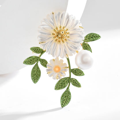 Daisy Mother-of-pearl Brooch