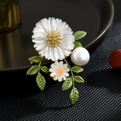 Daisy Mother-of-pearl Brooch