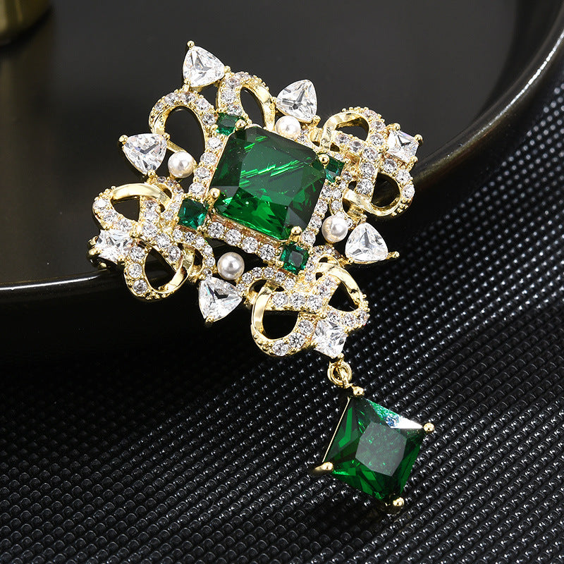 Emerald Flower Brooch