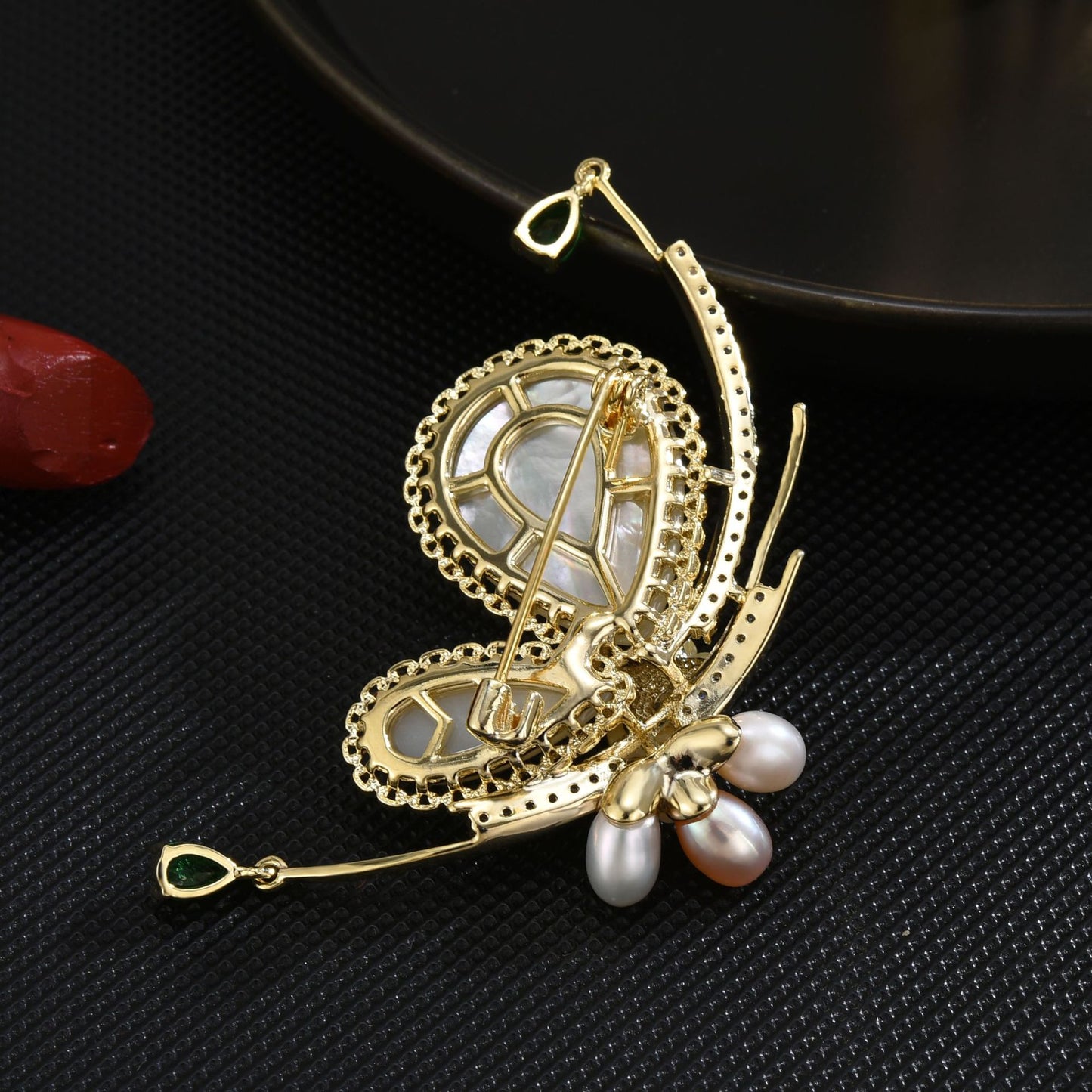 Mother of Pearl Butterfly Freshwater Pearl Brooch