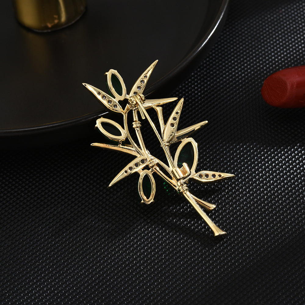 Classic Emerald Zircon Bamboo Brooch