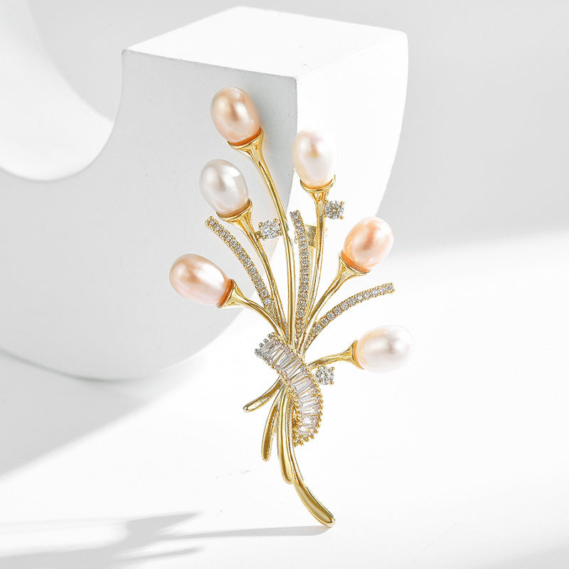 Freshwater Pearl Balloon Brooch