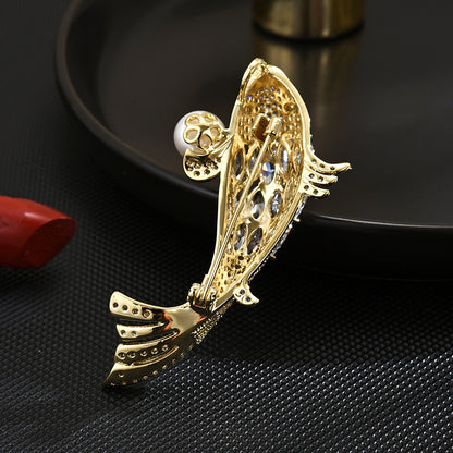 Freshwater Pearl Fish Brooch