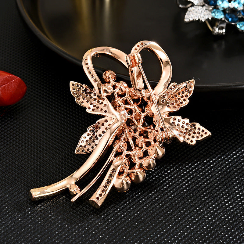 Classic Full Zircon Crystal Flower Brooch