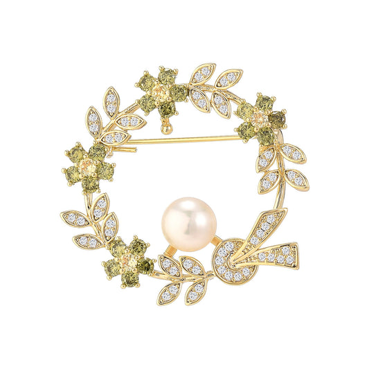 Zircon Wreath Freshwater Pearl Brooch