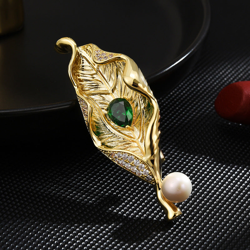 Classic Golden Leaves Freshwater Pearl Brooch