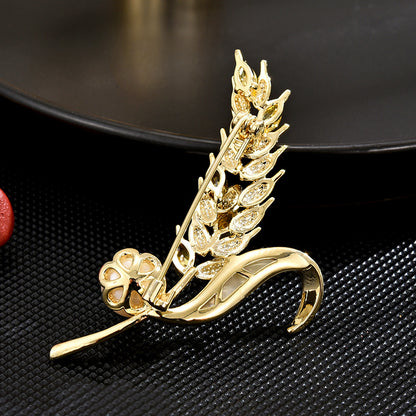 Classic Freshwater Pearl Ear of Wheat Brooch