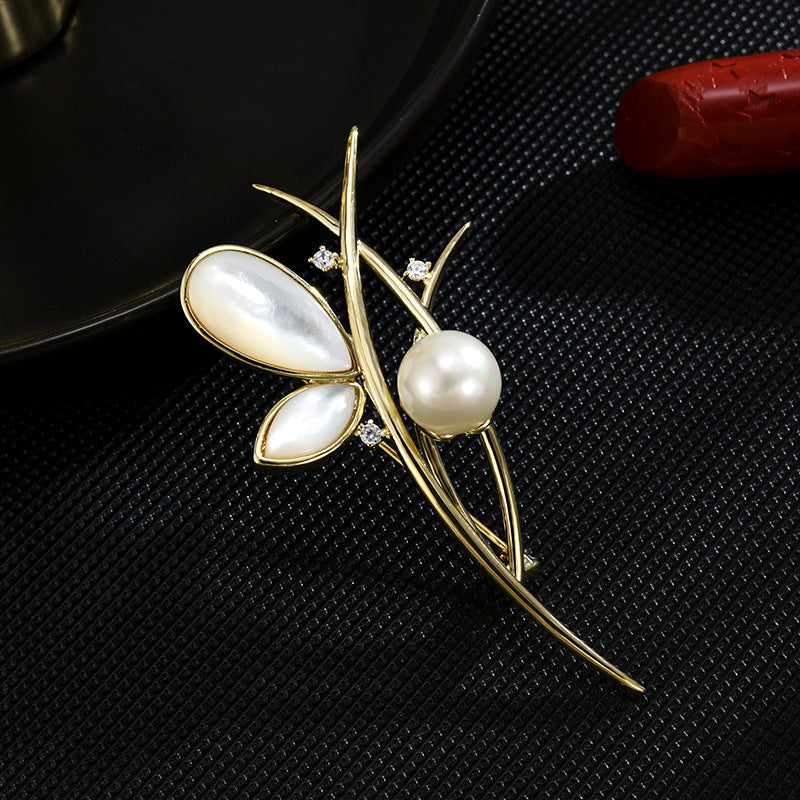 Mother-of-Pearl Sapphire Clover Brooch