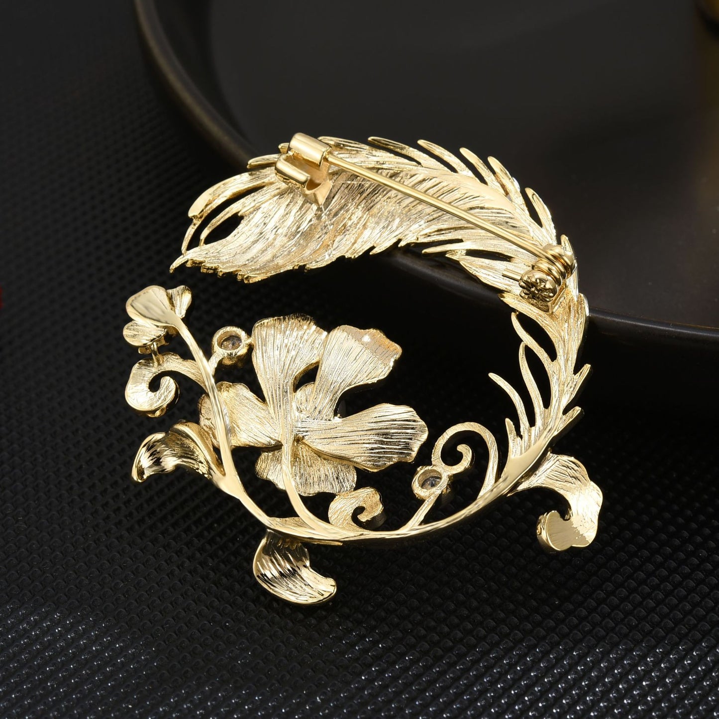 Classic Freshwater Pearl Peony Feather Gold Brooch