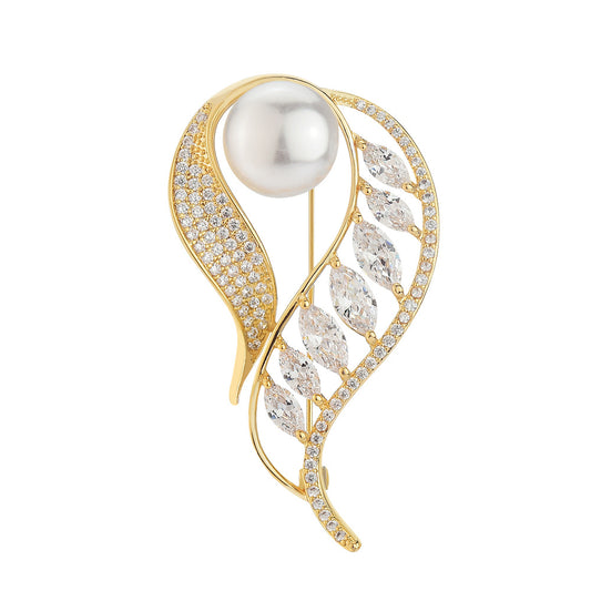 Classic Freshwater Pearl Zircon Leaf Brooch