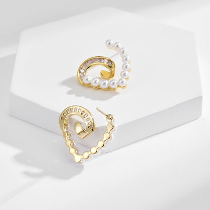 Pearl Zirconia Heart Stud Earrings