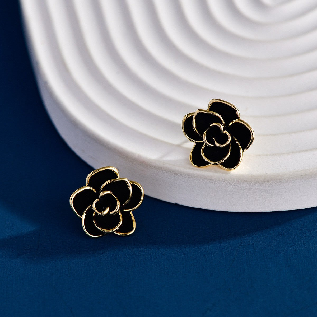 Basic Black Rose Stud Earrings