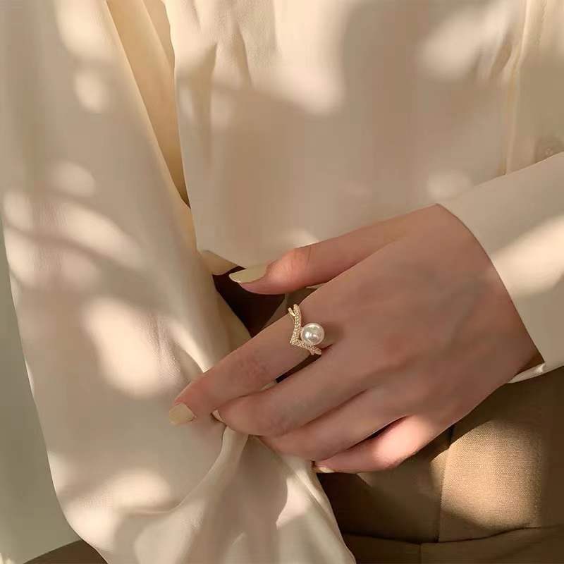 Pearl V Zircon Open Ring