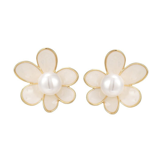 Mother of Pearl Violet Stud Earrings