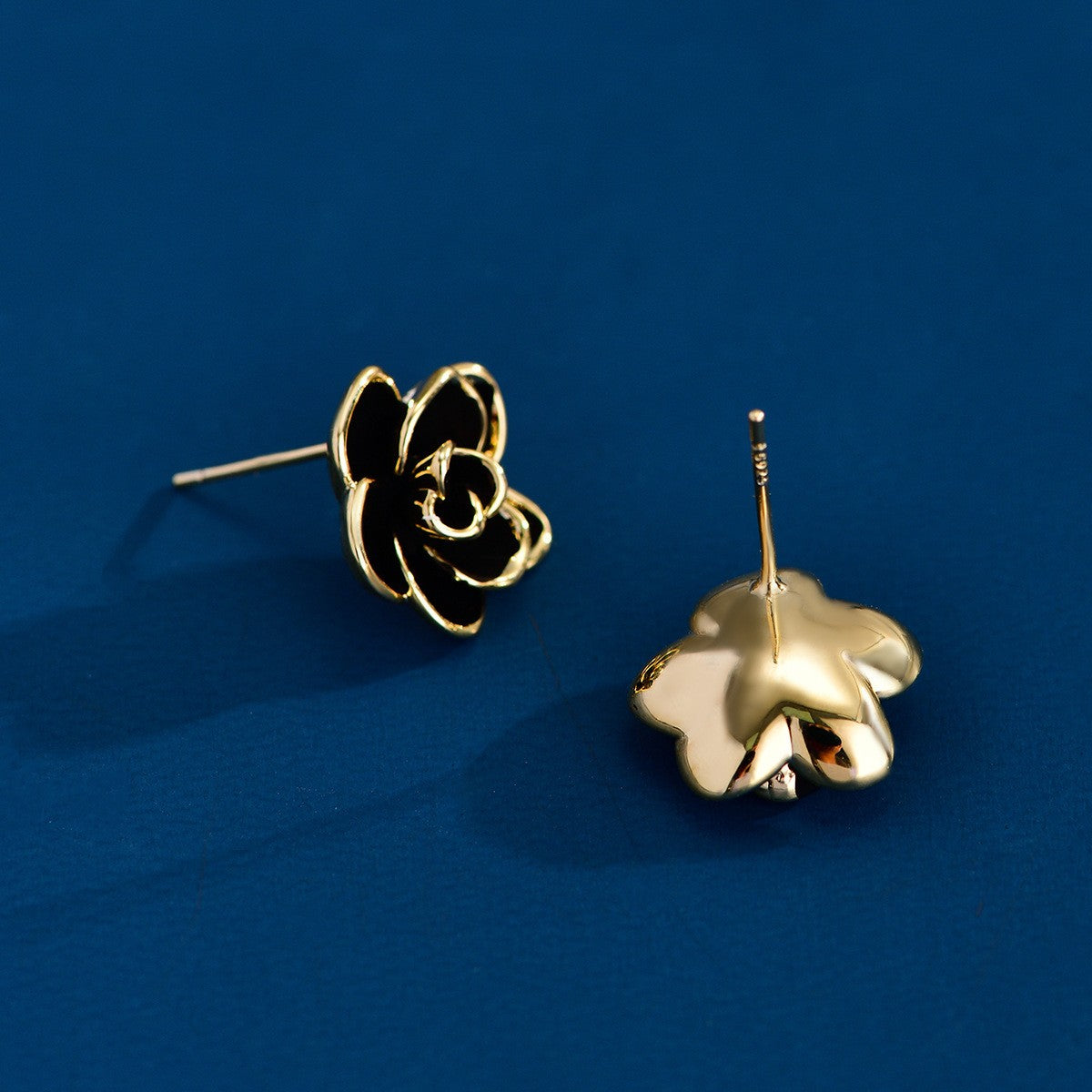 Basic Black Rose Stud Earrings