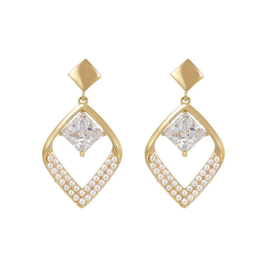 Pearl Zirconia Rhombus Stud Earrings