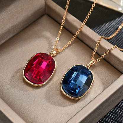 Oval Crystal Pendent Necklace