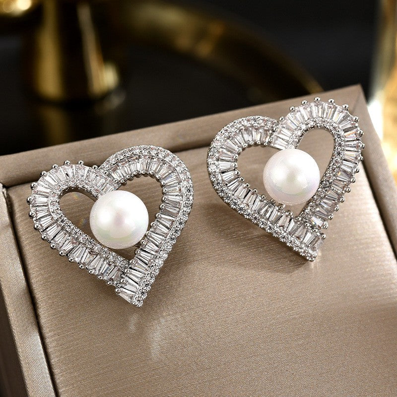 Freshwater Pearl Baguette Zirconia Heart Stud Earrings